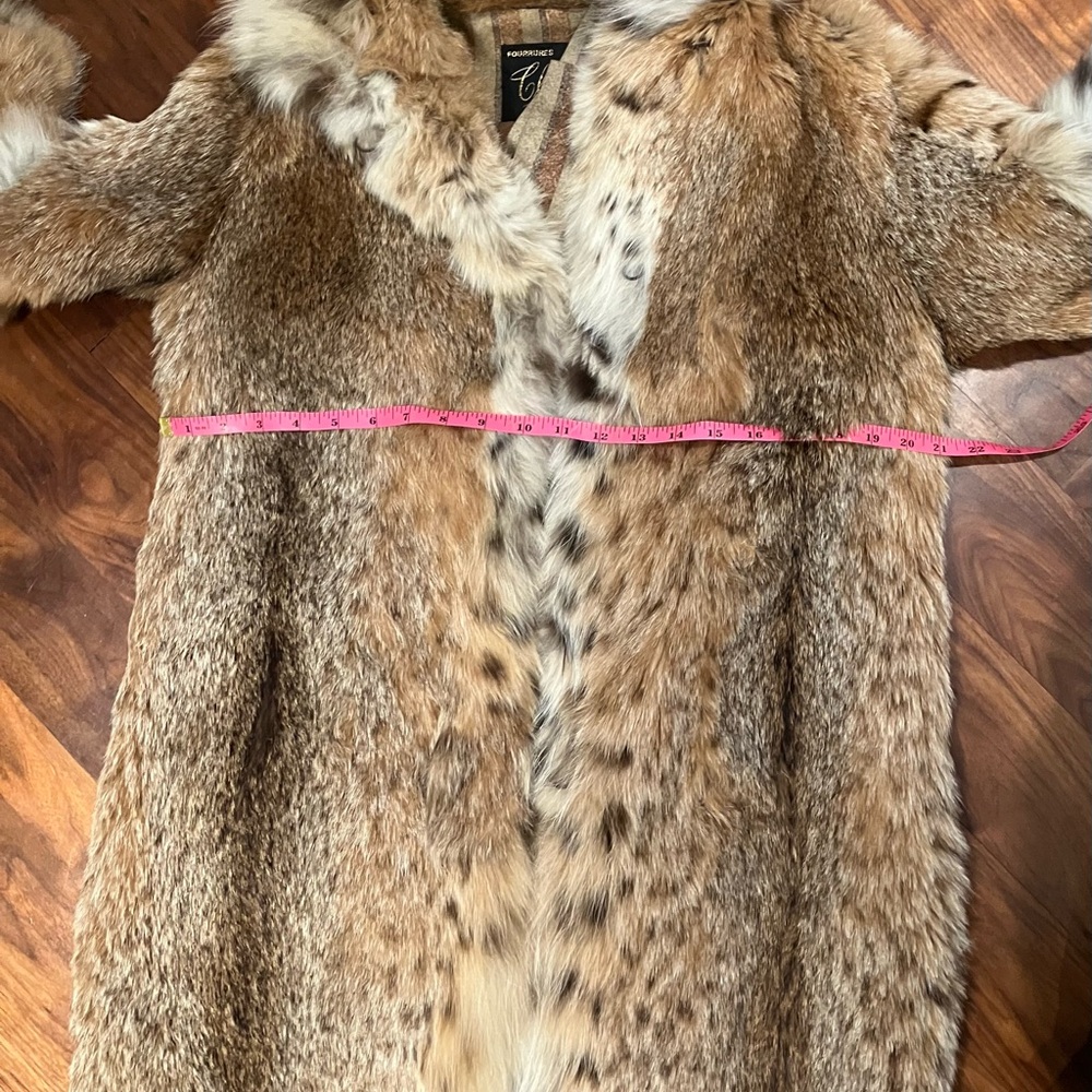 Vintage Real Lynx Fur Coat with Hood - Picture 5 of 9